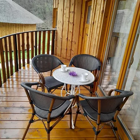 Nyaraló Glamping Bionic Healing Village Beszterce